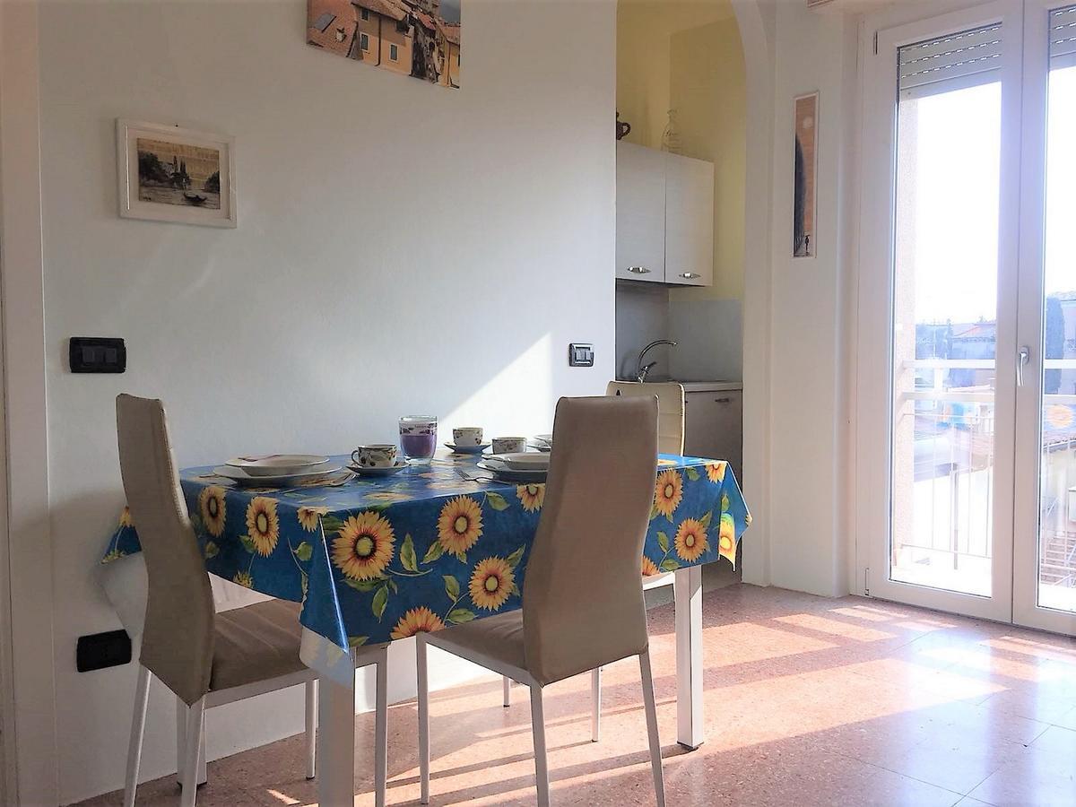 Appartamento Del Sole Desenzano del Garda Buitenkant foto