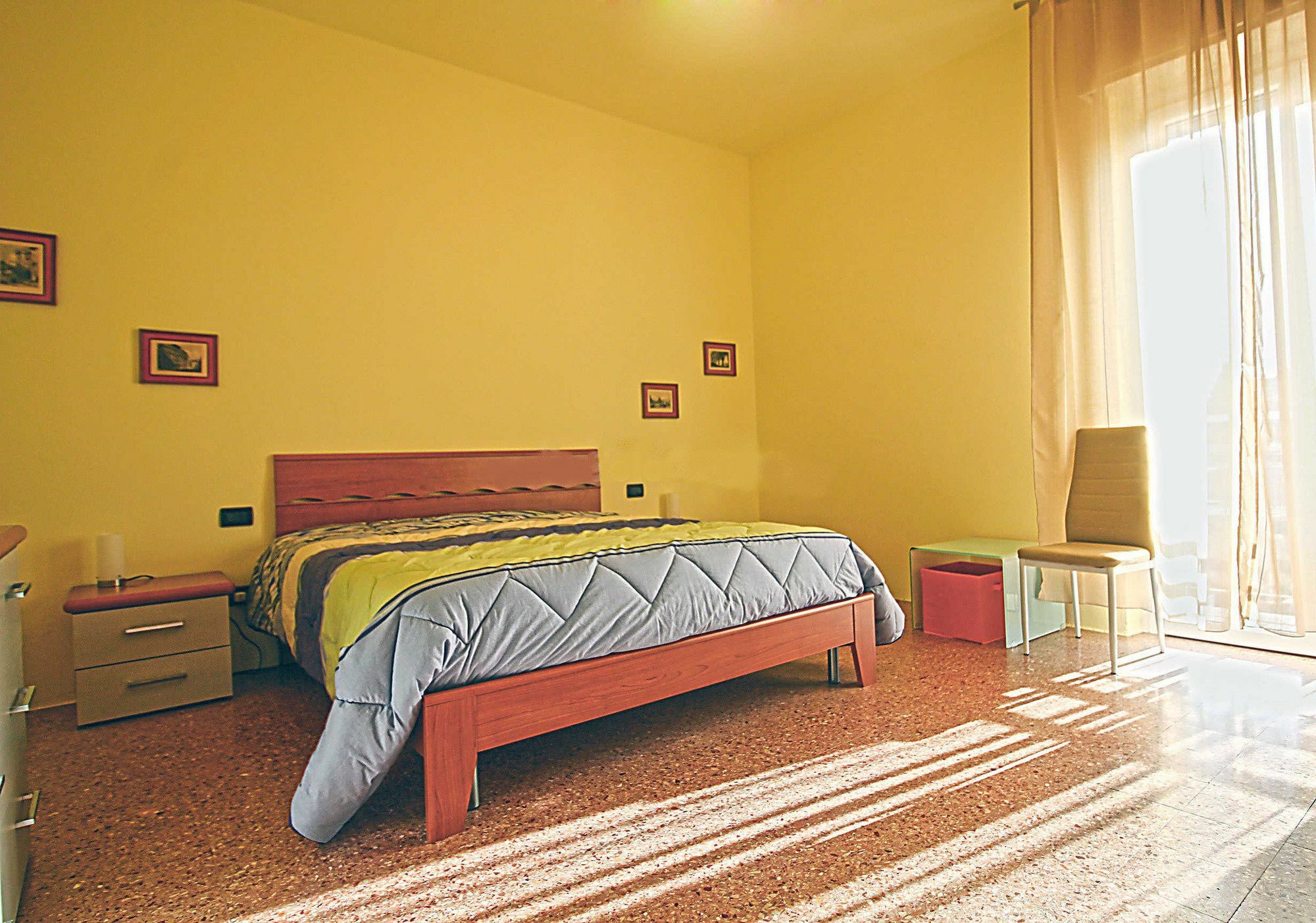 Appartamento Del Sole Desenzano del Garda Buitenkant foto